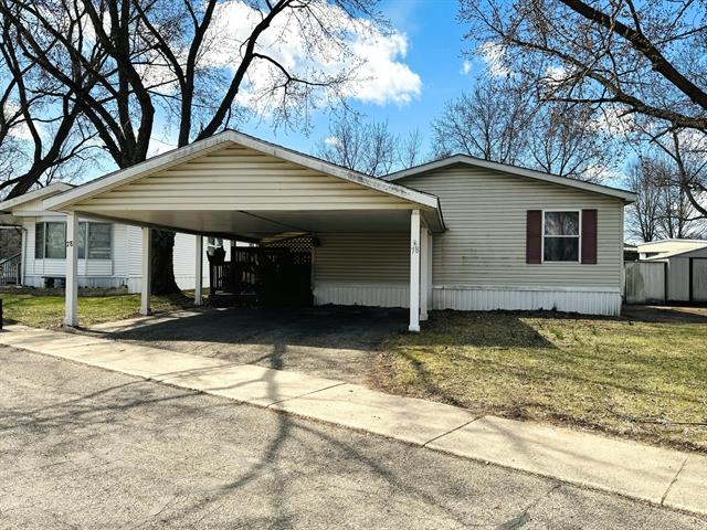 front view picture of 2330 E Main, Niles, MI. 49120