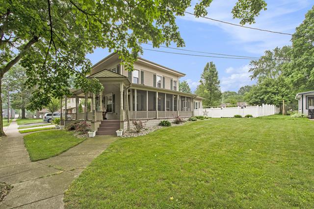 front view picture of 252 Church Street, Saranac, MI. 48881