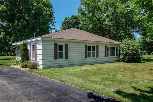 front view picture of 10348 Oakland Drive, Portage, MI. 49024