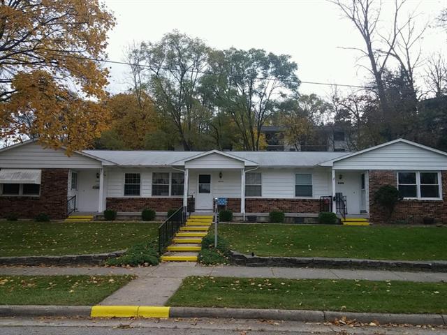 front view picture of 2204 Bannersw  Street, Wyoming, MI. 49509