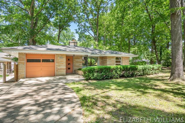 front view picture of 383 Fourth Avenue, Holland, MI. 49424