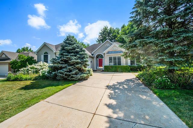 front view picture of 988 Windshirese  Court, Grand Rapids, MI. 49546