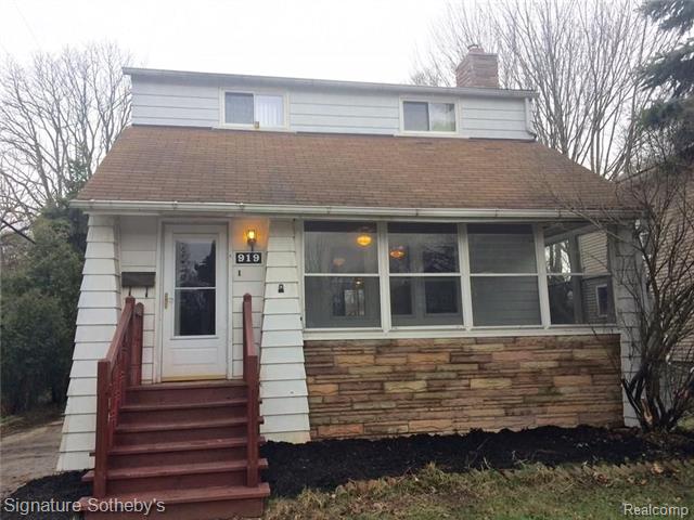 front view picture of 919 N Washington Ave, Royal Oak, MI. 48067