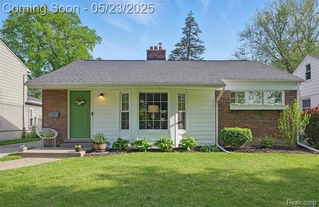 front view picture of 1523 Sycamore Ave, Royal Oak, MI. 48073