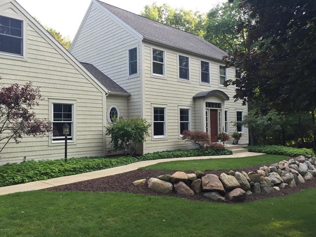 front view picture of 5768 Dixne  Drive, Belmont, MI. 49306