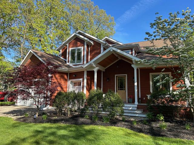 front view picture of 46306 Station Road, New Buffalo, MI. 49117