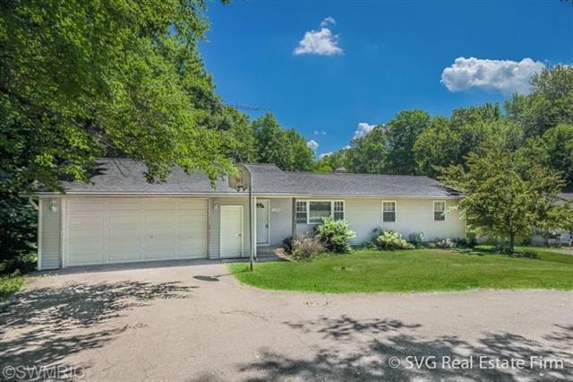 front view picture of 11222 Phelpsnw  Avenue, Sparta, MI. 49345