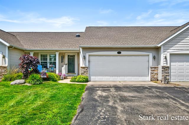 front view picture of 6881 Windwater Court, Muskegon, MI. 49444