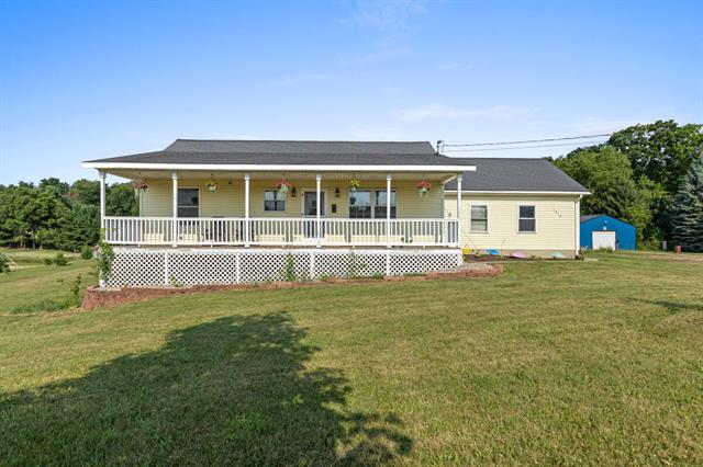 front view picture of 7870 Larry Lane, Middleville, MI. 49333