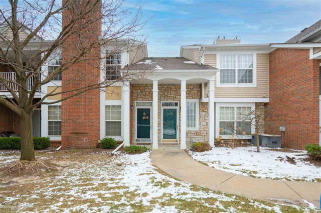 front view picture of 44973 Marigold Drive, Sterling Heights, MI. 48314