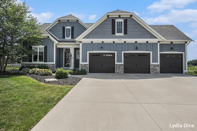 front view picture of 1620 Kingsland Drive, Byron Center, MI. 49315