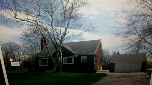 front view picture of 2480 32Ndse  Street, Grand Rapids, MI. 49512