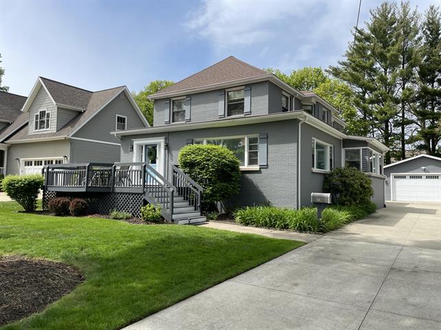 front view picture of 75 Elkenburg Street, South Haven, MI. 49090