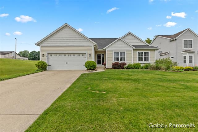 front view picture of 552 N Creek, Rockford, MI. 49341