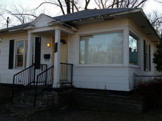 front view picture of 255 W Summit Avenue, Muskegon, MI. 49444