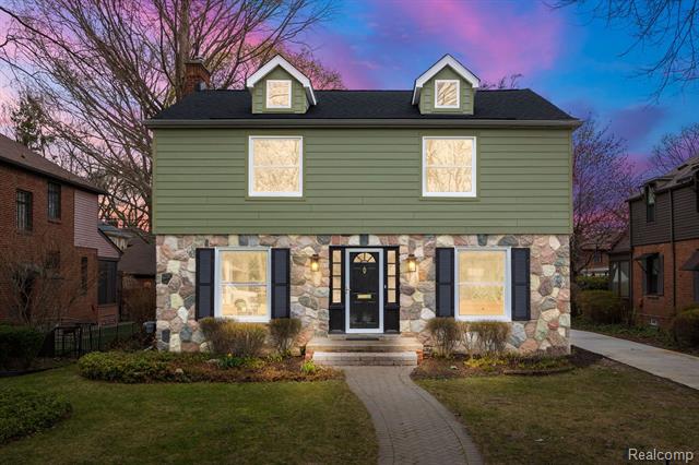 front view picture of 1912 Lloyd Ave, Royal Oak, MI. 48073