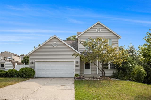 front view picture of 1808 Birminghamse  Road, Lowell, MI. 49331
