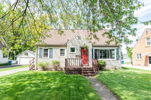 front view picture of 1903 Miles Avenue, Kalamazoo, MI. 49001