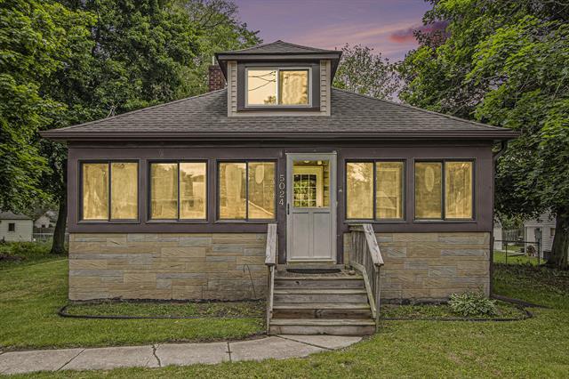 front view picture of 5024 N Westnedge Avenue, Kalamazoo, MI. 49004