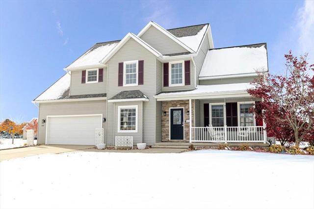 front view picture of 5789 Hayden Court, Stevensville, MI. 49127