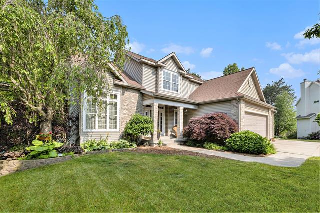 front view picture of 2975 Pine Edge Court, Holland, MI. 49424