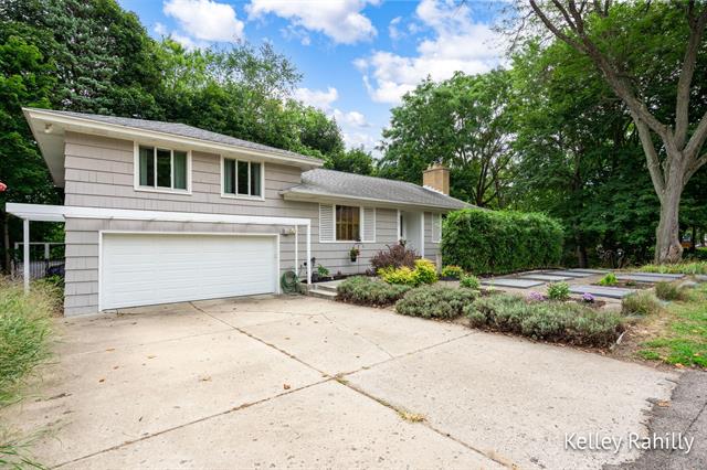 front view picture of 1440 Holbornnw , Grand Rapids, MI. 49504
