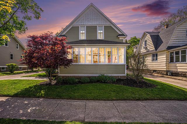 front view picture of 548 College, Holland, MI. 49423