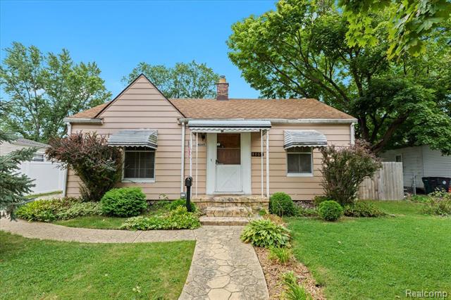 front view picture of 4069 Griffith Ave, Berkley, MI. 48072