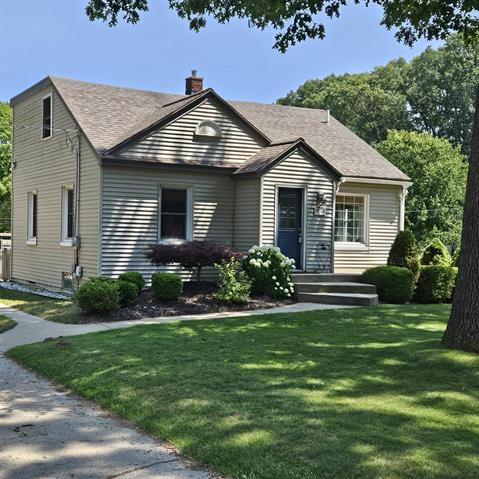 front view picture of 16710 152Nd Avenue, Spring Lake, MI. 49456