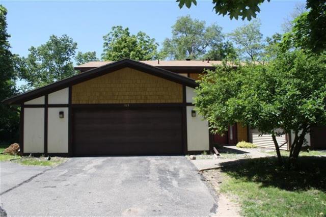 front view picture of 911 Northne  Avenue, Grand Rapids, MI. 49503