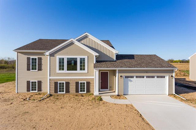 front view picture of 15148 Portage Road, Vicksburg, MI. 49097