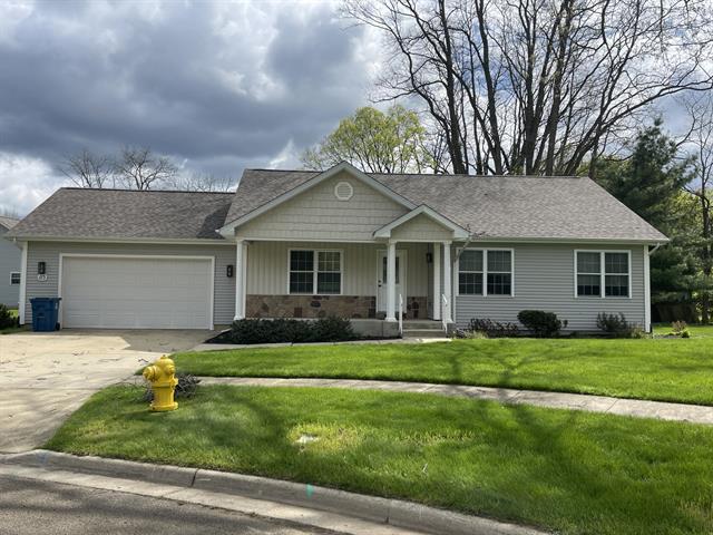 front view picture of 113 Beacon Ridge Drive, Battle Creek, MI. 49017