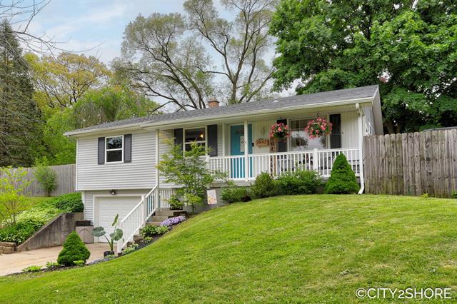 front view picture of 2852 Brisamne  Street, Grand Rapids, MI. 49525
