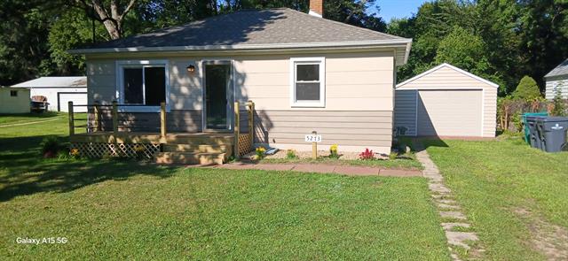 front view picture of 5273 Wayne Avenue, Kalamazoo, MI. 49004