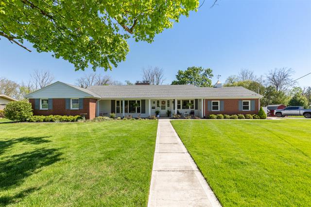 front view picture of 3927 N Big Springsw  Drive, Grandville, MI. 49418