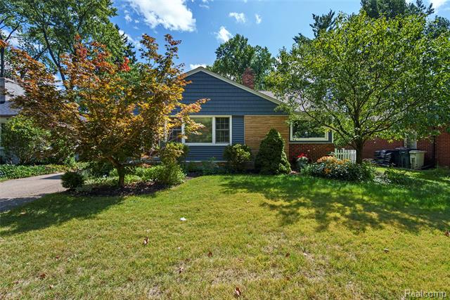 front view picture of 1211 Smith Ave, Royal Oak, MI. 48073