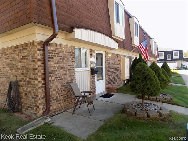 front view picture of 15568 Dupage Boulevard, Taylor, MI. 48180
