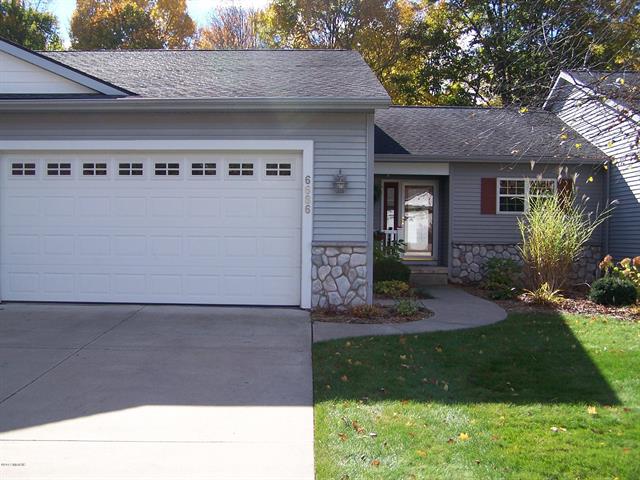 front view picture of 6686 Green Valleyse  Court, Caledonia, MI. 49316