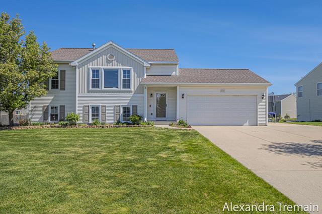 front view picture of 2025 Waler Drive, Hudsonville, MI. 49426
