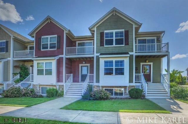 front view picture of 4348 St Annesse  Avenue, Grand Rapids, MI. 49512