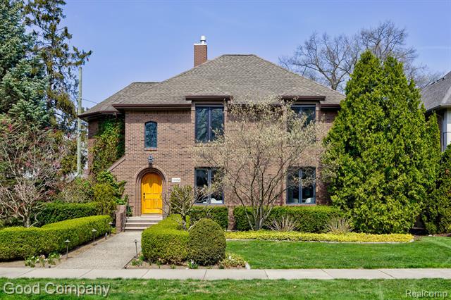 front view picture of 1432 Northwood Blvd, Royal Oak, MI. 48073