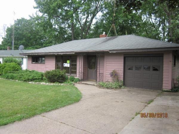 front view picture of 1772 Lombard Street, Benton Harbor, MI. 49022