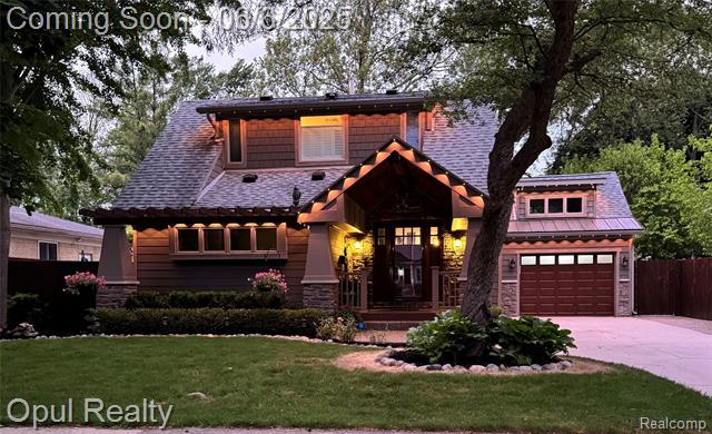 front view picture of 716 Magnolia Ave, Royal Oak, MI. 48073