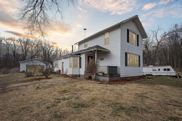 front view picture of 11638 N W Drive, Bellevue, MI. 49021