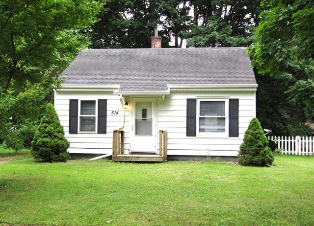 front view picture of 514 Keyes Drive, Kalamazoo, MI. 49004