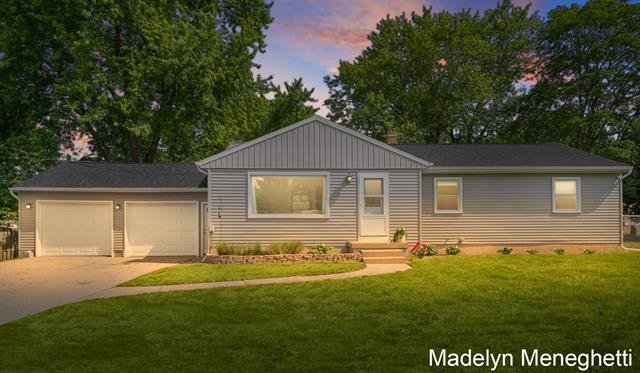 front view picture of 2765 Baldwin, Jenison, MI. 49428