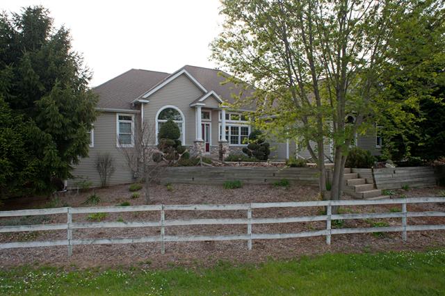 front view picture of 6220 146Th Avenue, Holland, MI. 49423