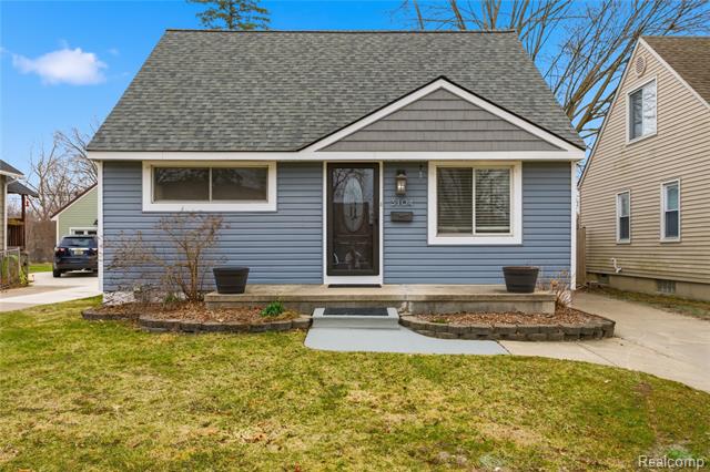 front view picture of 3104 Prairie Ave, Royal Oak, MI. 48073