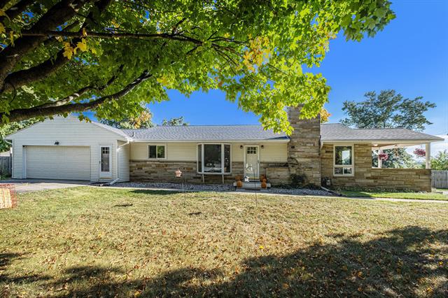 front view picture of 4810 Cannonsburgne  Road, Belmont, MI. 49306