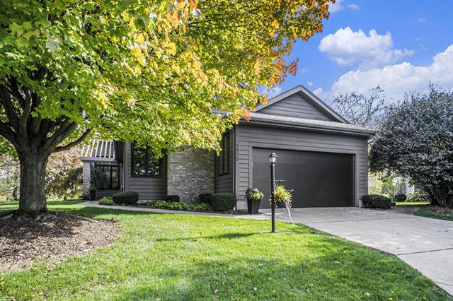 front view picture of 1875 Wedgefieldse  Court, Caledonia, MI. 49316